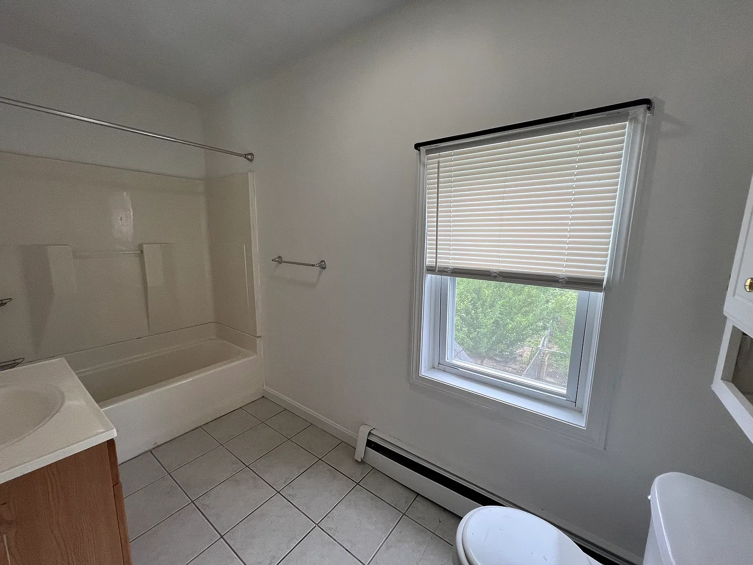 2 bed, $1,870 — Photo 2