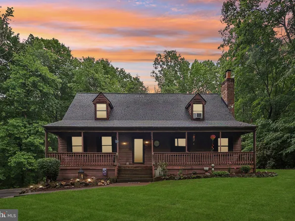 90 Panners Ln, Fredericksburg, VA 22406