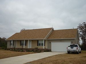 1st image of 110 Glen Cove Dr