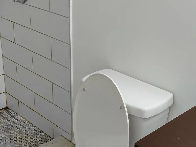2 Saint George St #2 — Photo 17
