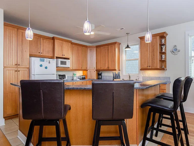 216 S Lumina Ave #B — Photo 10