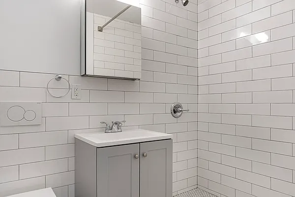 Rented by Compass | media 6