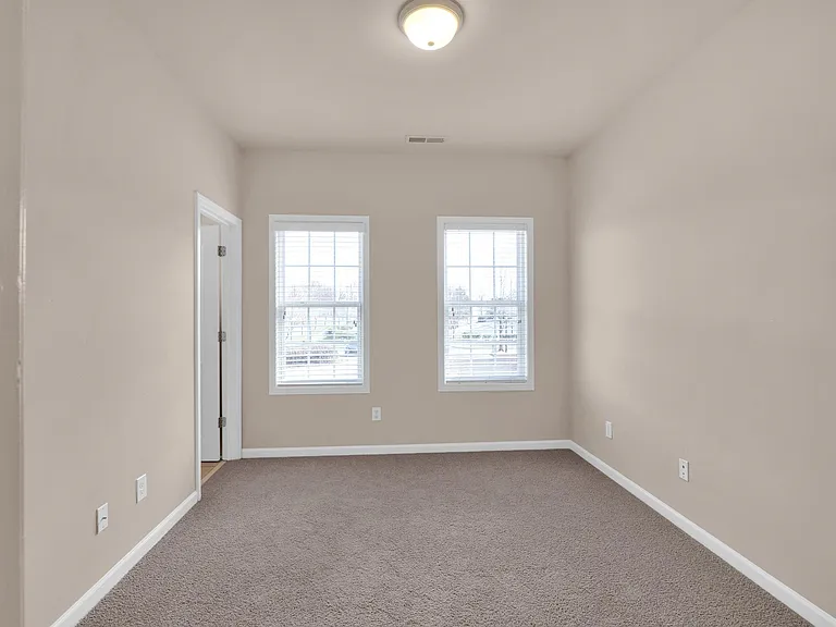 11012 Cedar Walk Ln — Photo 19