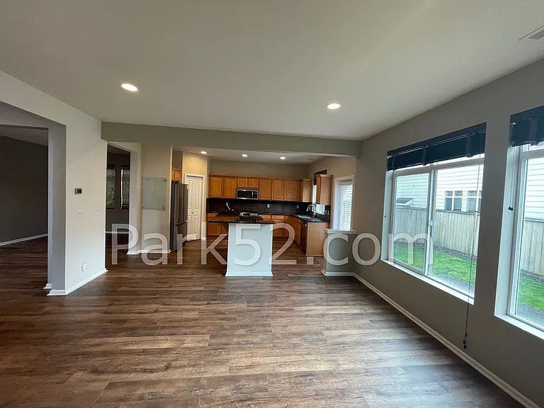 6418 41st St E — Photo 8