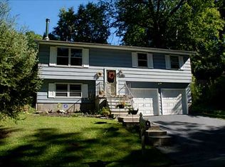 168 Seacliffe Rd, Rochester, NY 14622