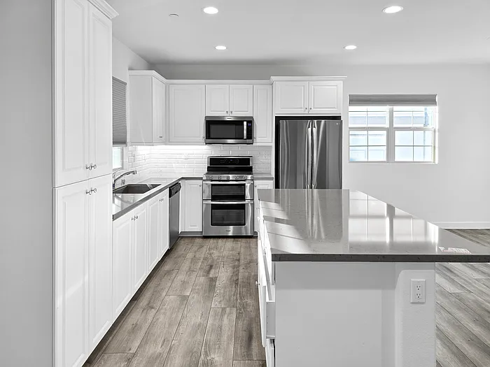 906 Slate St #1 — Photo 4