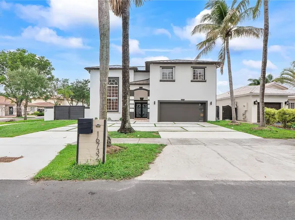 16732 NW 89th Pl, Miami Lakes, FL 33018