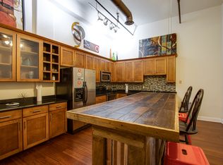 92 S Main St APT 104, Memphis, TN 38103