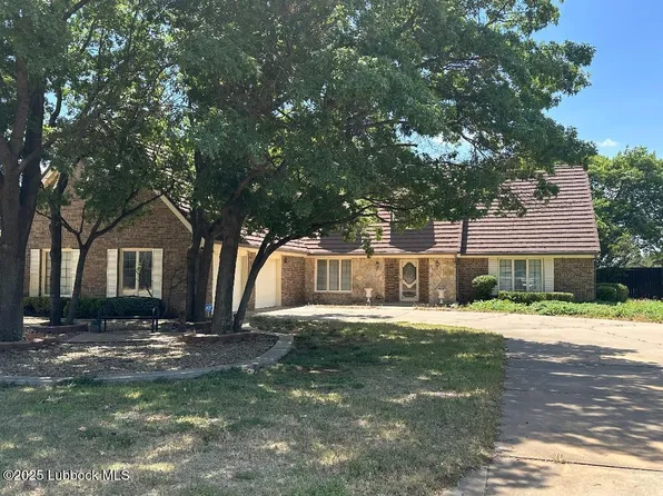 808 Juniper Ave, Idalou, TX 79329