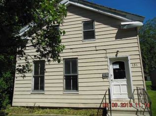 131 W Dudley St, Maumee, OH