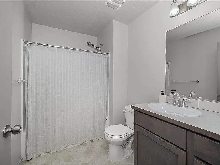 203 S Horton St — Photo 20