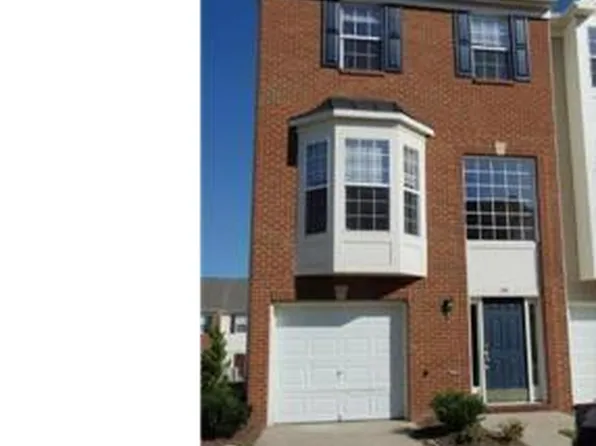 110 Chesterbrook Ct, Stafford, VA 22554