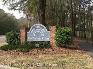 5262 SW 97th Dr, Gainesville, FL 32608