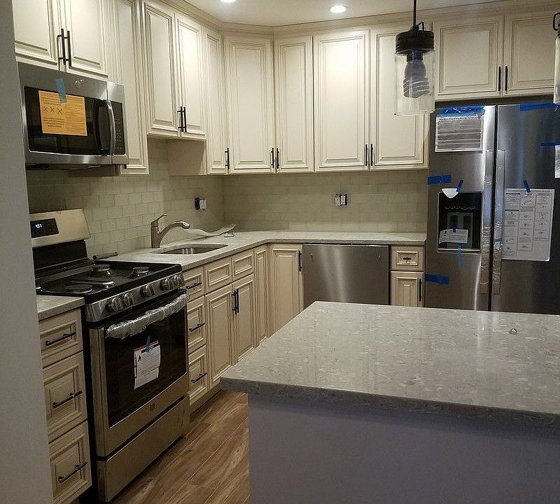 1st image of 2454 38th St