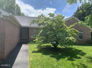 1207 Oak Haven Rd, Knoxville, TN 37932