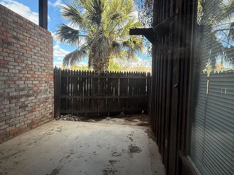 2-2701 Pagewood Ave — Photo 7