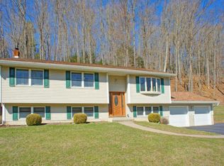 1198 Beaver Valley Rd, Stroudsburg, PA 18360