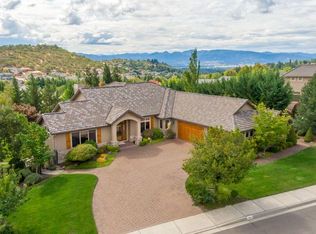 5641 Fallbrook Ln, Medford, OR 97504