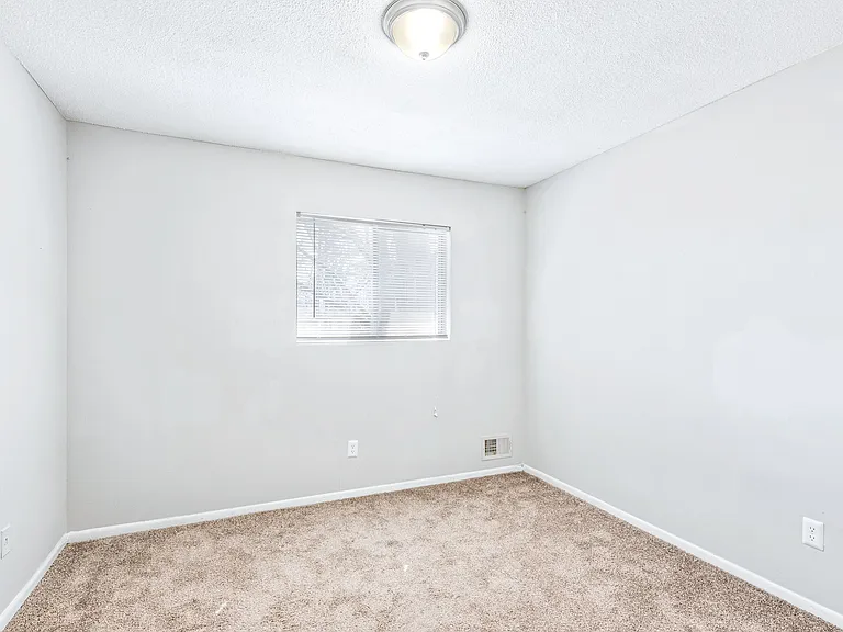 Northgate Townhomes — Photo 32