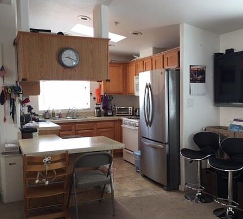 4th image of 2518 Franklin Ave