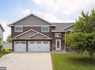 810 Harvest Trl, Buffalo, MN 55313