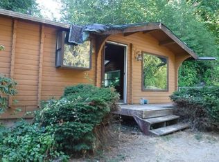 14 Lorenz Rd SW, Lakebay, WA 98349