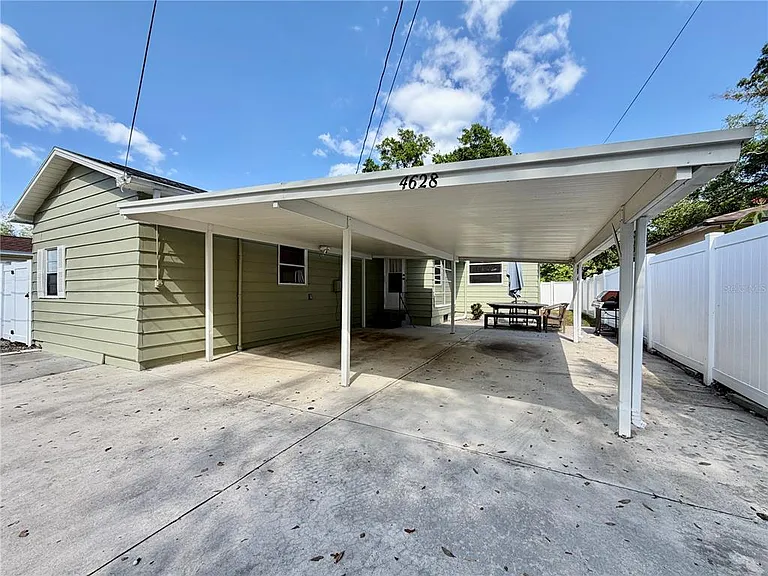 4628 Dr Martin Luther King Jr St N — Photo 37