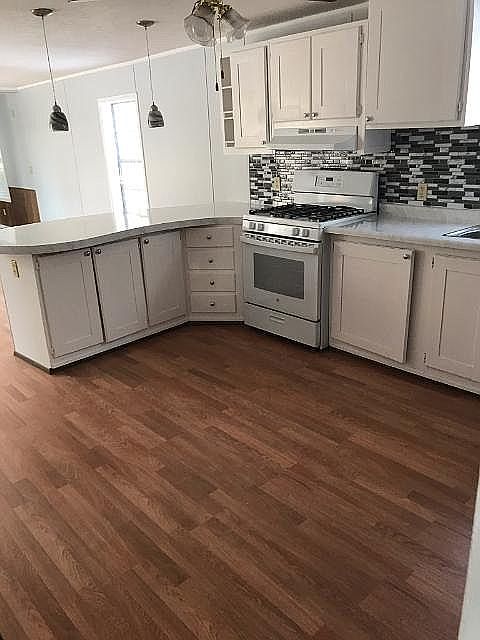 1st image of 299 Cherry Ln