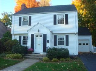 20 Webster Hill Blvd, West Hartford, CT 06107