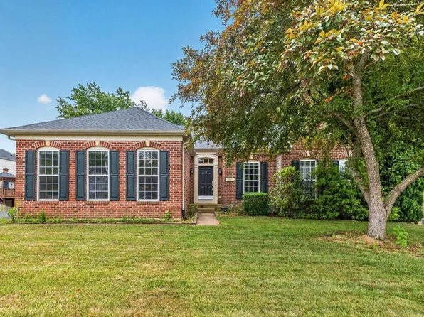 7935 Eagle View Dr, Chesapeake Beach, MD 20732