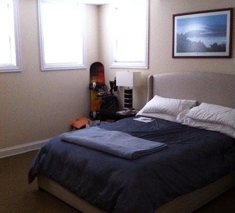5th image of 3231 N Kenmore Ave #1S