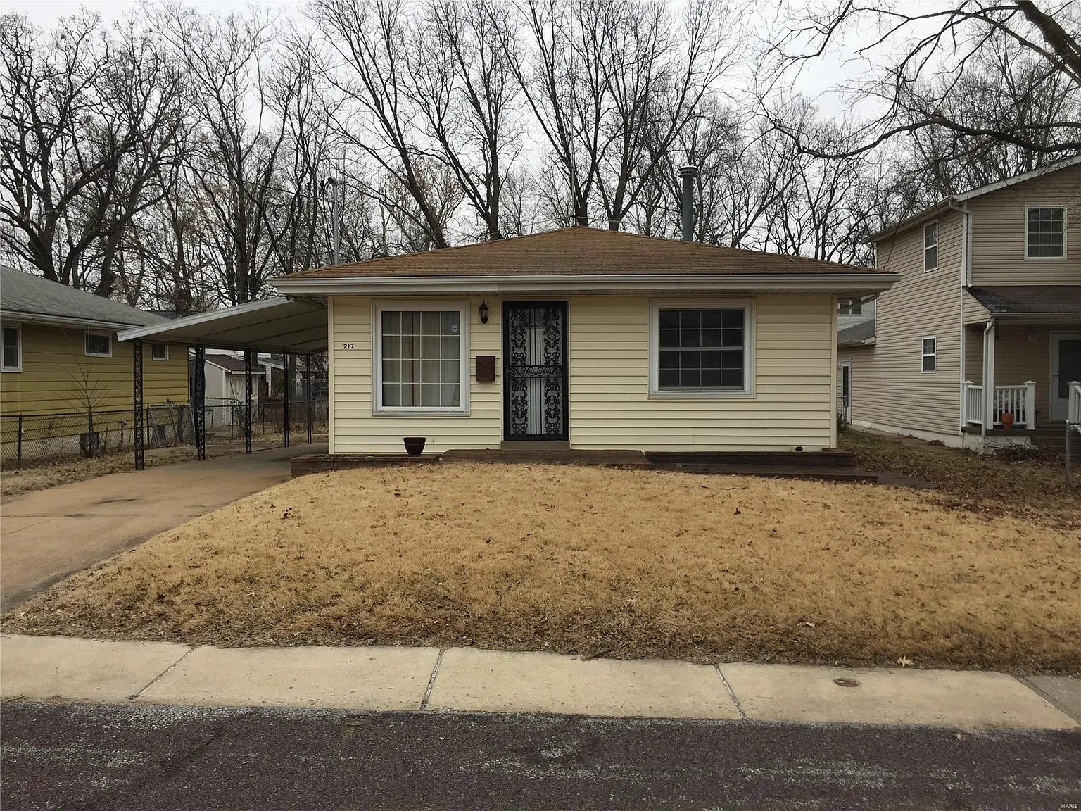 217 E Felton Ave photo 1