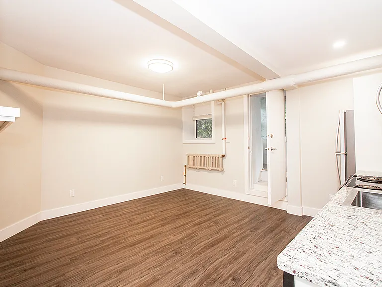 812 Wolseley Ave #1 — Photo 5