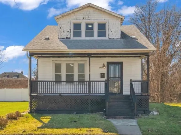 5573 Montclair St, Detroit, MI 48213