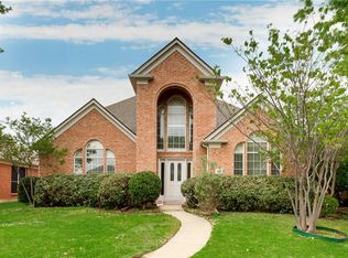 312 Touchdown Dr, Irving, TX 75063