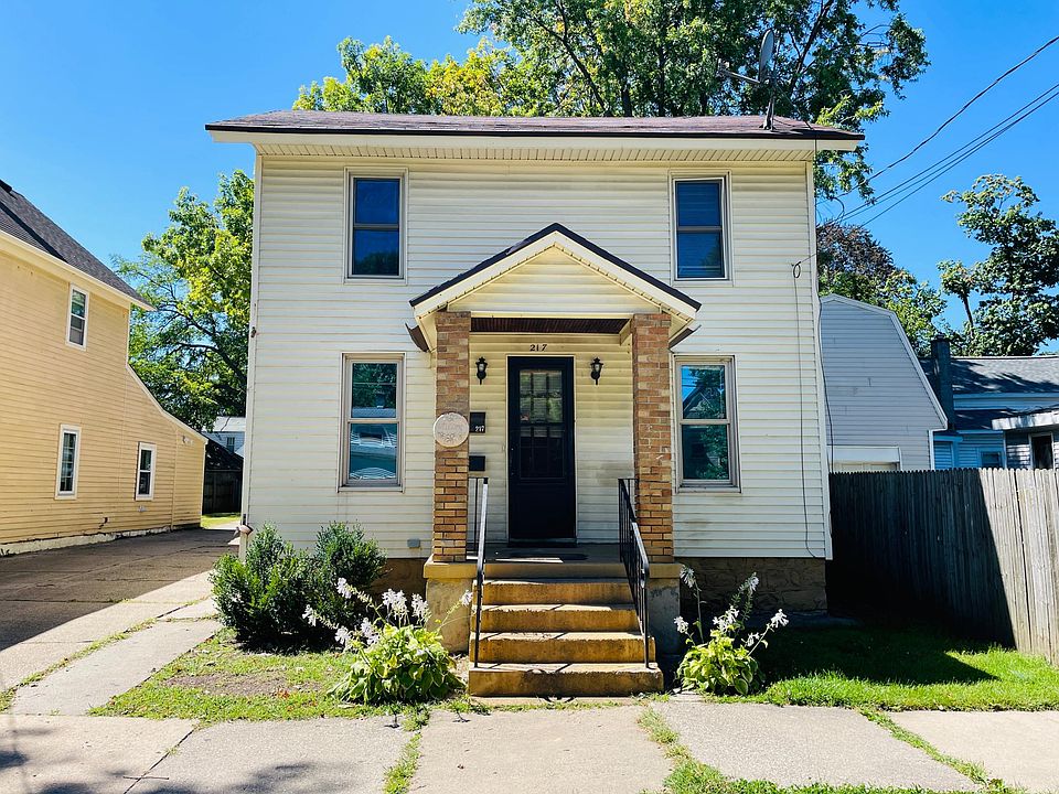 1st image of 217 National Ave NW