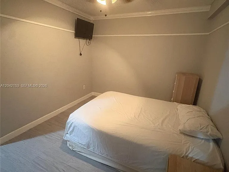6837 SW 39th Ter — Photo 13