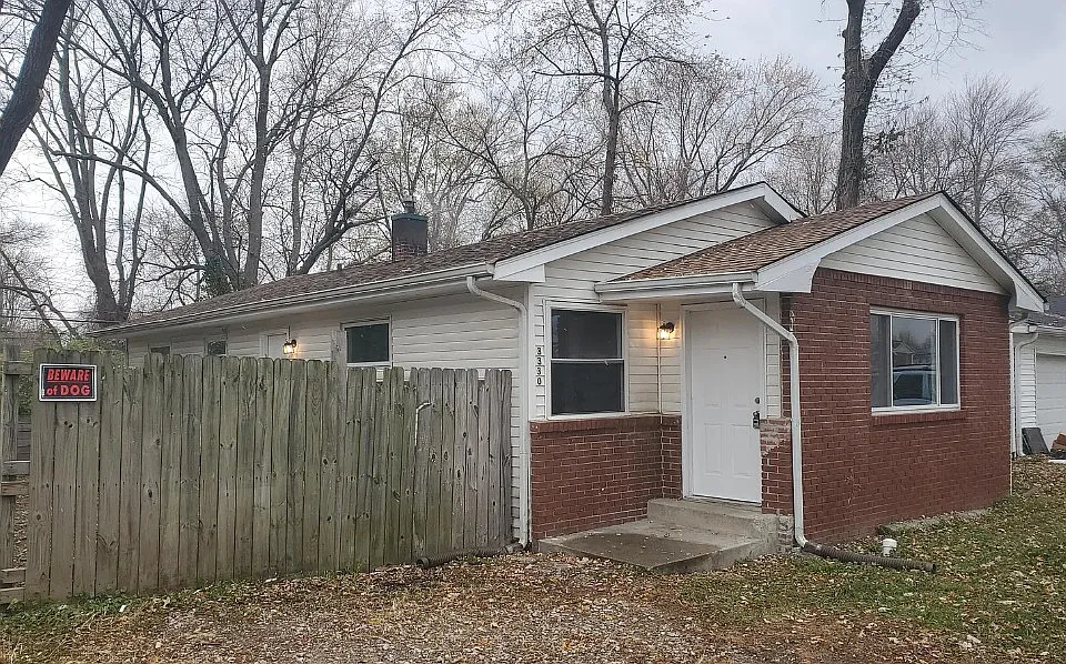 3330 Laurel St