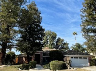 2005 Mountain Oak Rd, Bakersfield, CA 93311