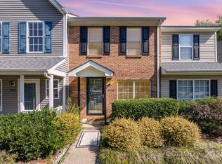 8202 Golf Ridge Dr, Charlotte, NC 28277