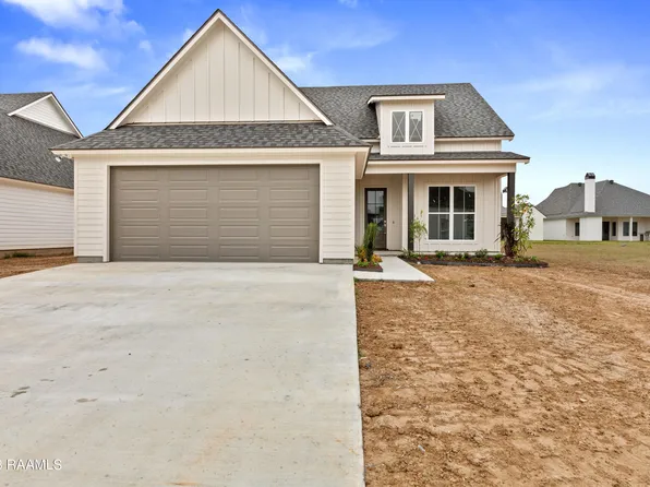 401 Lost Bridge Dr, Broussard, LA 70518