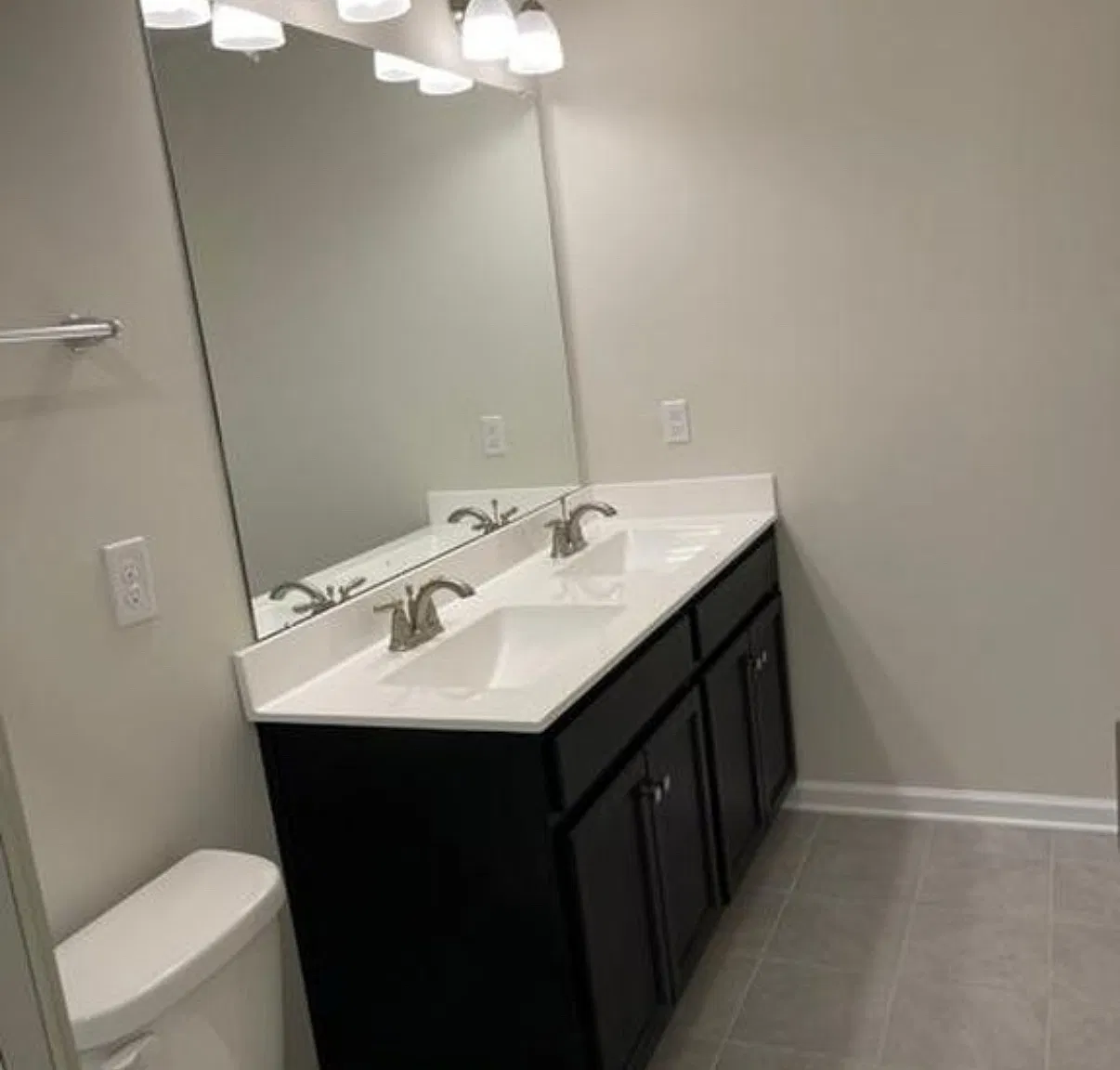 13 Peregrine Way — Photo 3