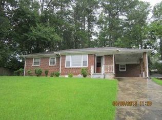 2346 Wood Hill Ln, East Pt, GA 30344
