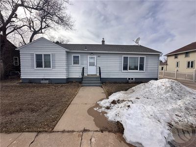 607 S 2nd St W, Baker, MT, 59313