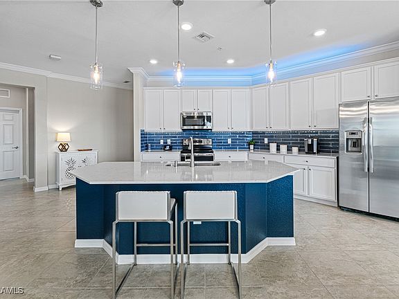 3rd image of 11785 Grand Belvedere Way Unit 203