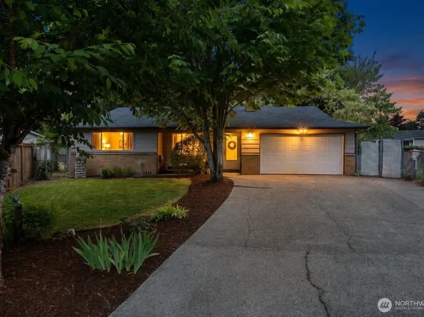 16954 SE 255th Place, Covington, WA 98042