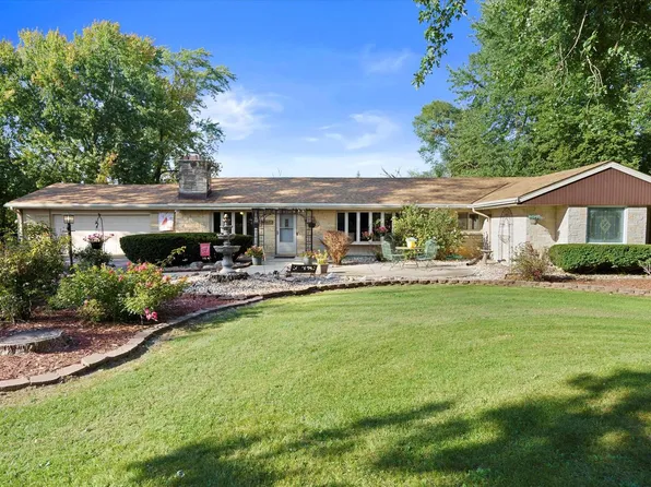 6120 West Lilly LANE, Mequon, WI 53092