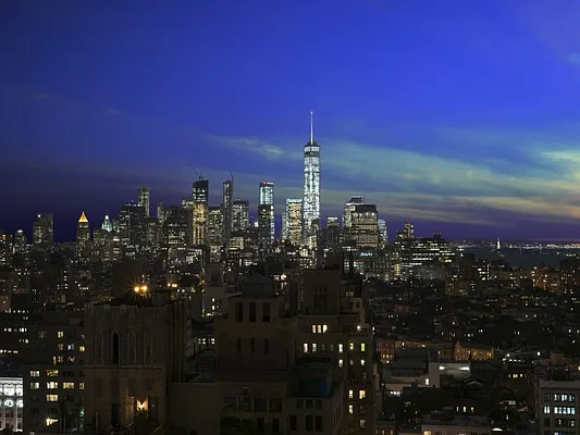 Sold by Sotheby's International Realty | media 14