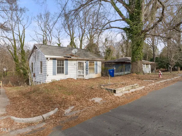 303 Knolls St, Chapel Hill, NC 27516