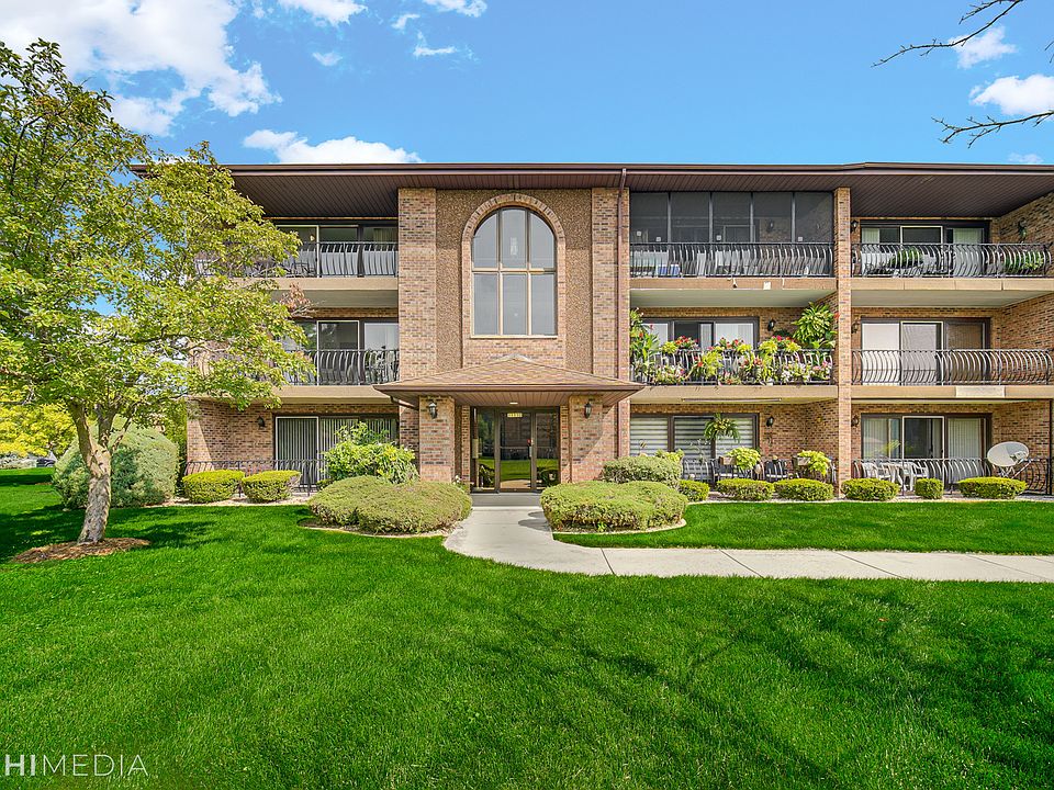 1st image of 11110 Heritage Dr APT 3D